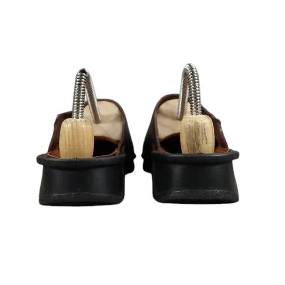 Clarks Shoes Womens 7 Casual Clogs Slip On Leather Brown Retro Classic Comfort - Picture 5 of 13